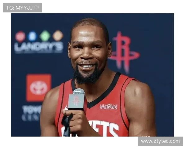 保罗开启执教生涯 担任儿子助理教练